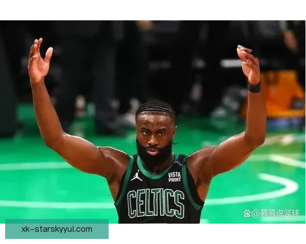 布朗当选MVP绿军战绩强势